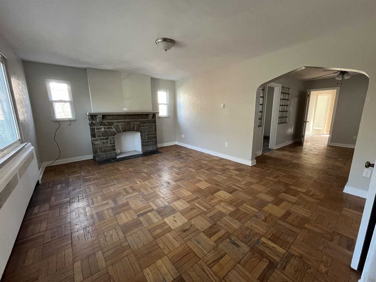 304-314.5 Lenox Ave - Photo 2 of 7