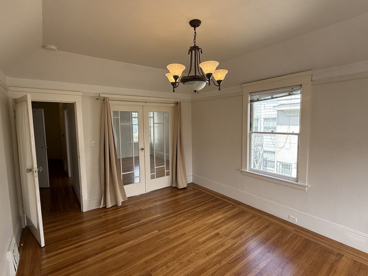 2222 Cabrillo Street - Photo 2 of 14