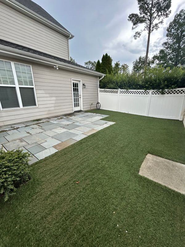 1048 Philpott Dr - Photo 2 of 8