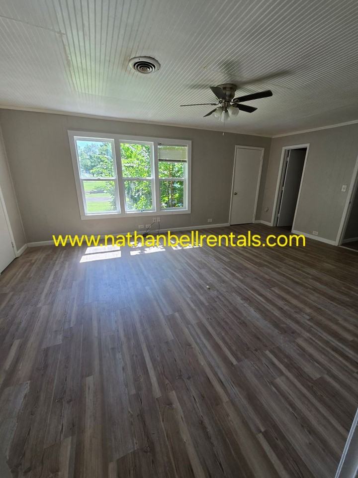 2157 E Price St - Photo 4 of 12