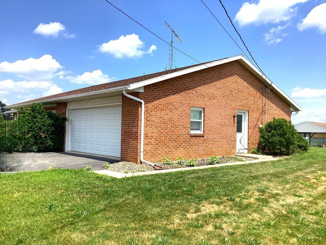 4570 Coontown Rd - Photo 2 of 18