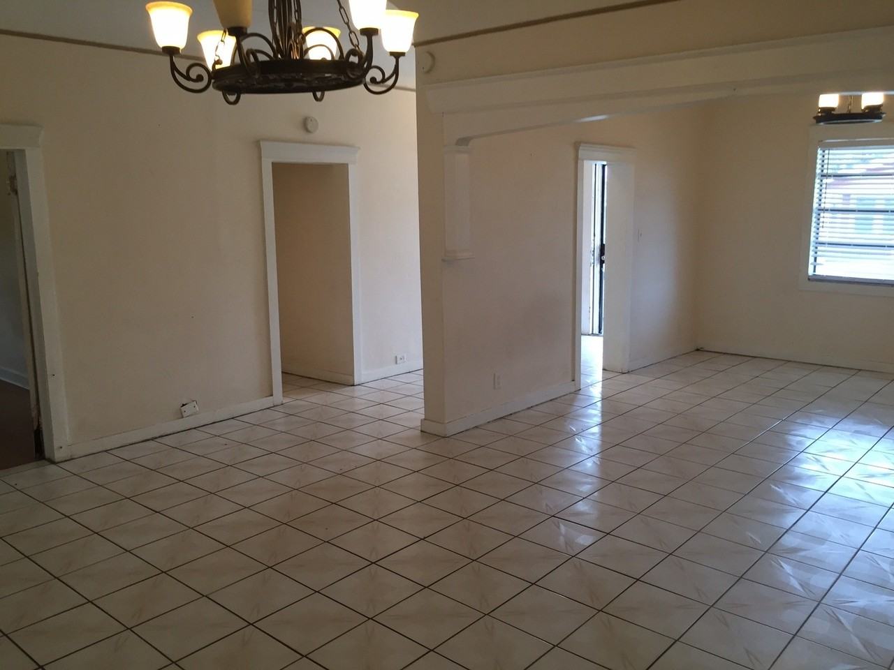 1313 E 20th Ave - Photo 2 of 9