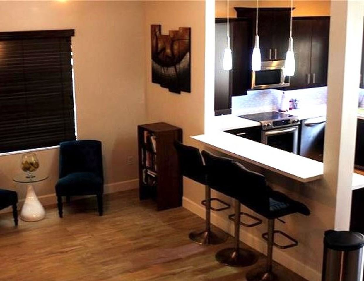 835 Ne 191st St - Photo 5 of 13