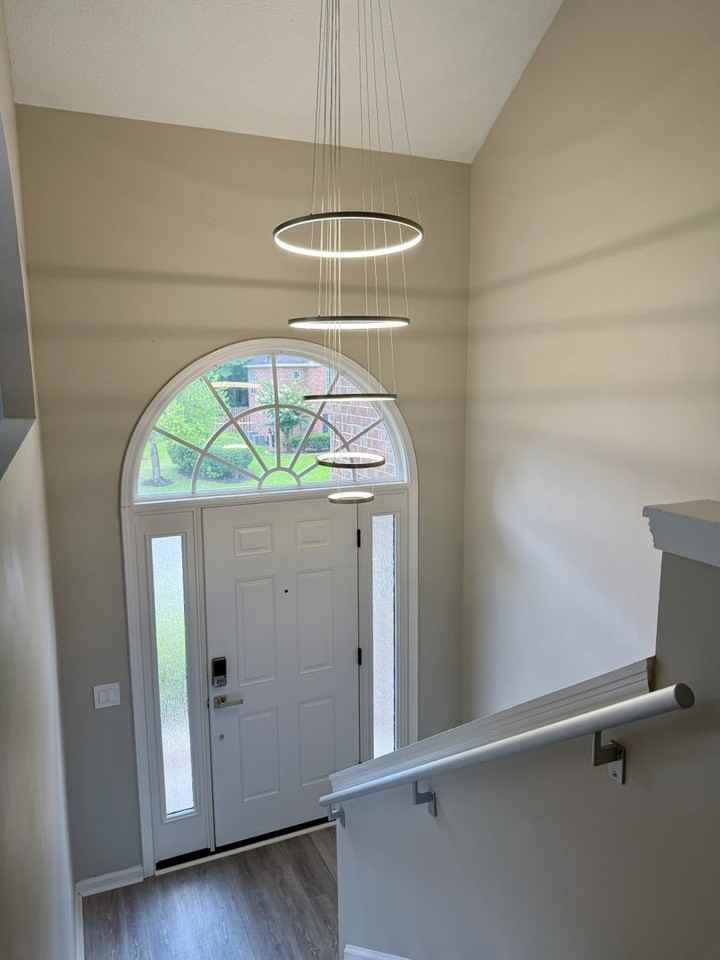 463 Copper Creek Cir - Photo 2 of 34