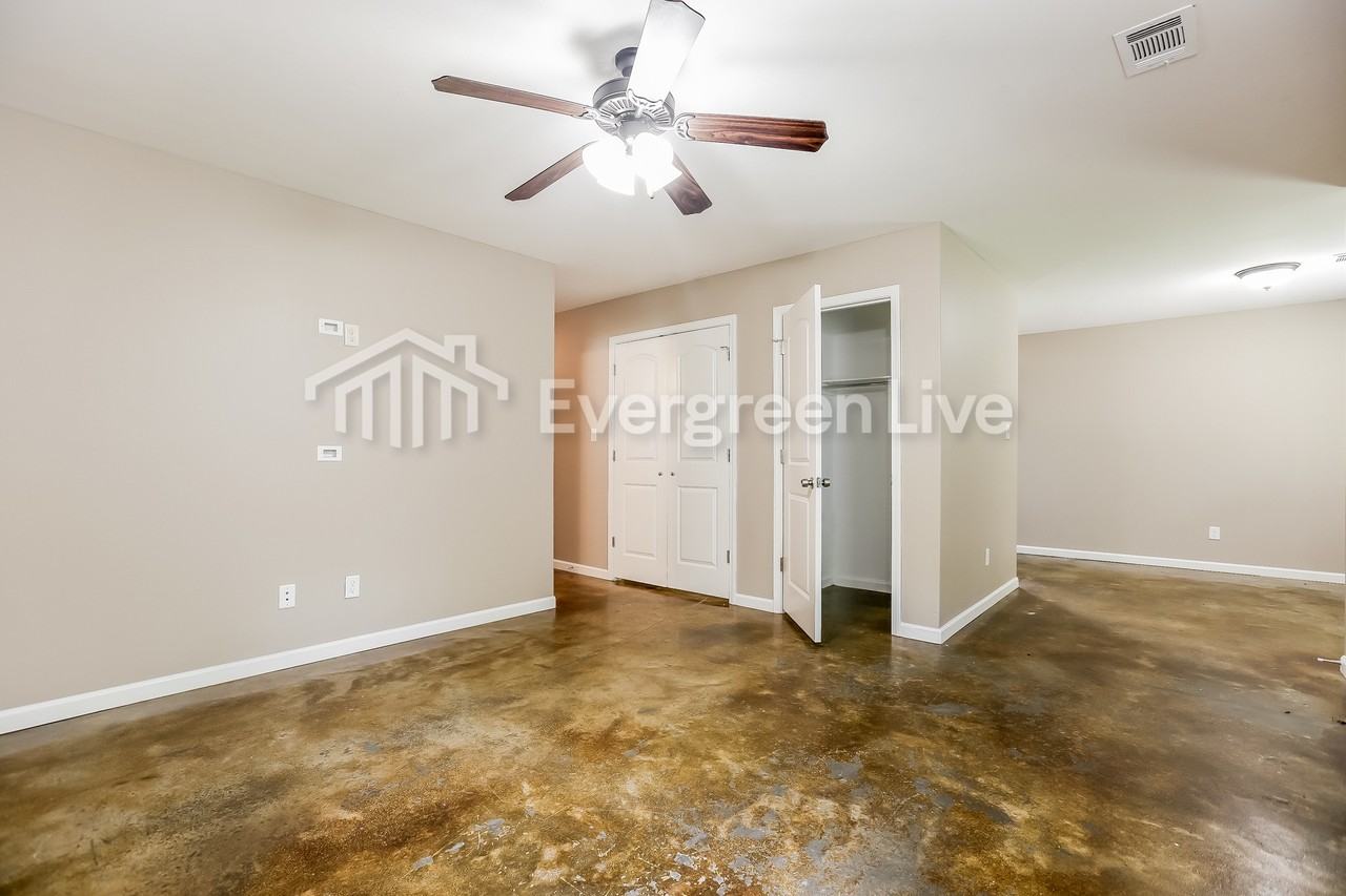 1296 Ridge Rd - Photo 3 of 15