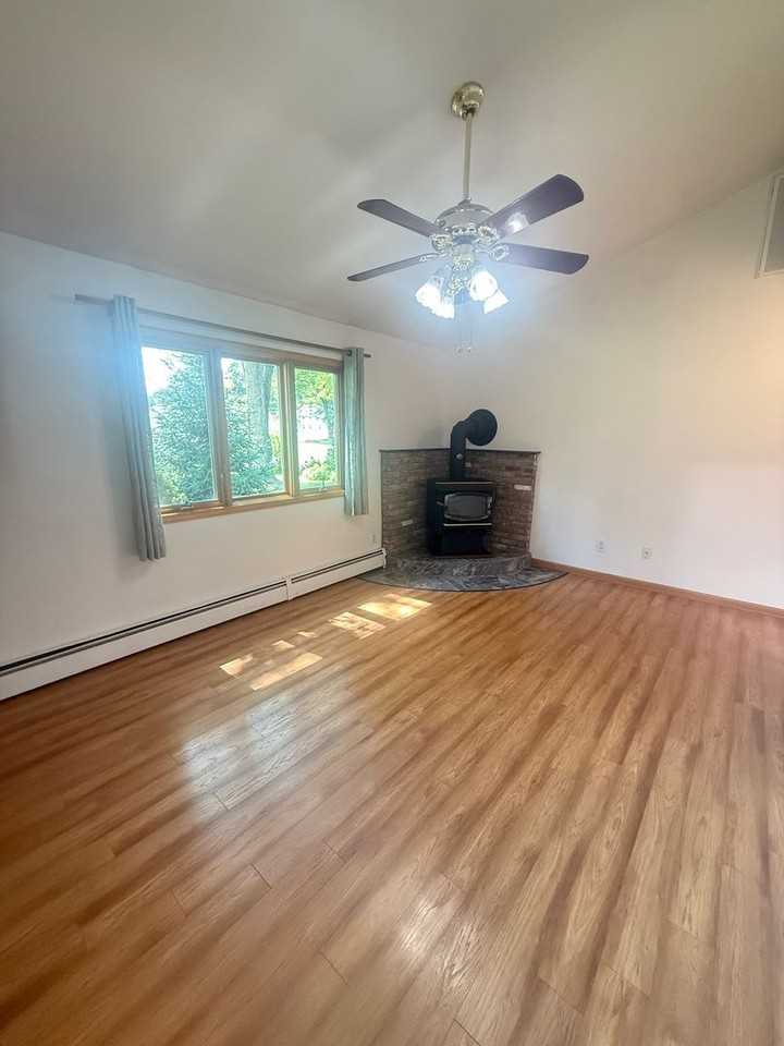 26 Taft Ave - Photo 3 of 20