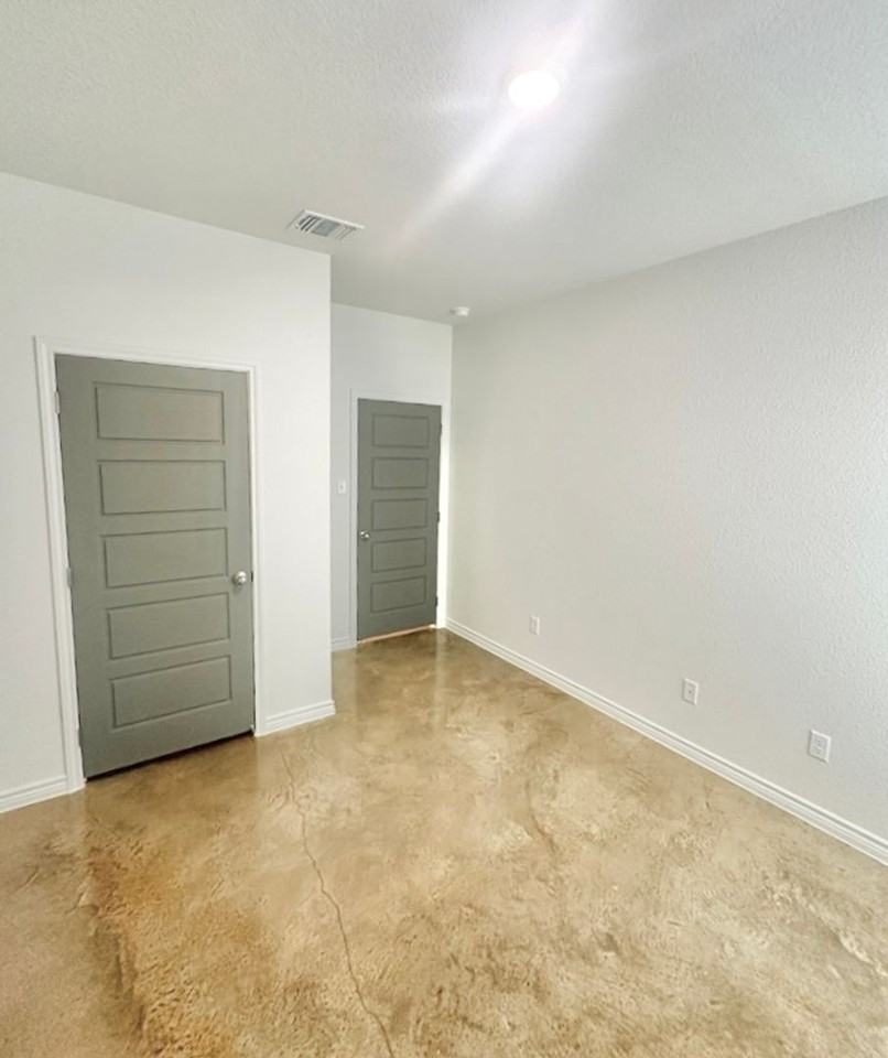 2310 Ocean Ave #A - Photo 7 of 18