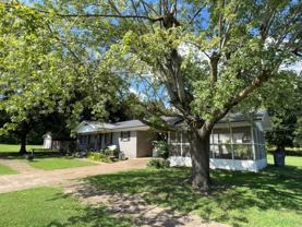 330 College St - Photo 1 of 1