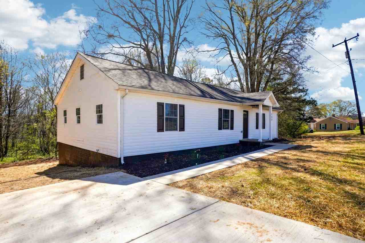 132 Shady Grove Rd - Photo 3 of 39