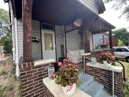 featured image of 1425 Southeast 6th Street