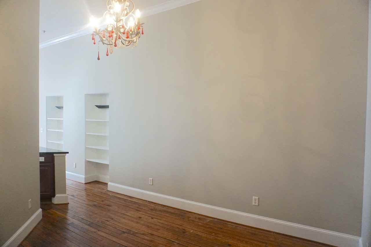 104 Montgomery St - Photo 2 of 10