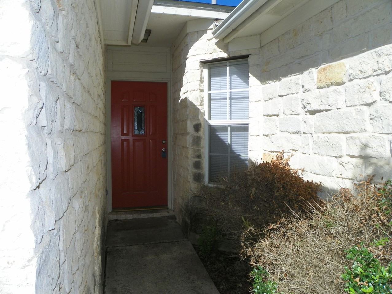 2007 Coachlamp Dr - Photo 5 of 50