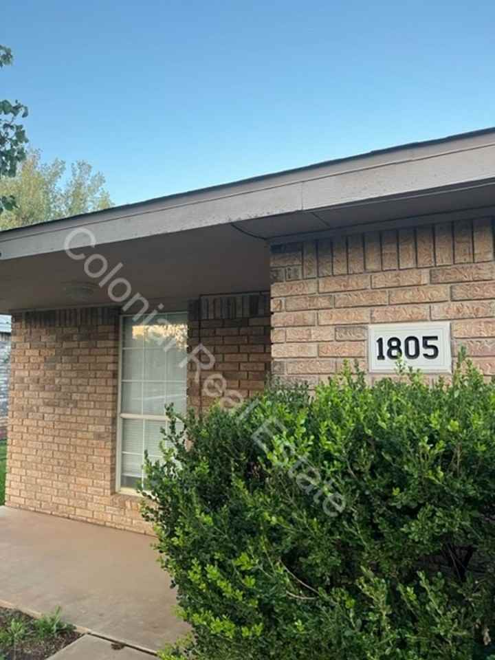 1805 Morse Ave - Photo 2 of 18