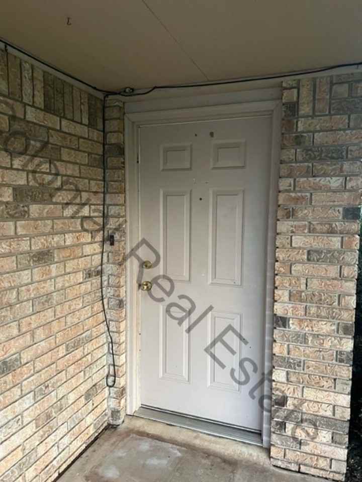 1805 Morse Ave - Photo 3 of 18