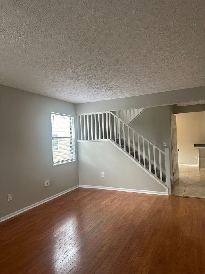 8019 Worthington Lake Dr - Photo 3 of 13