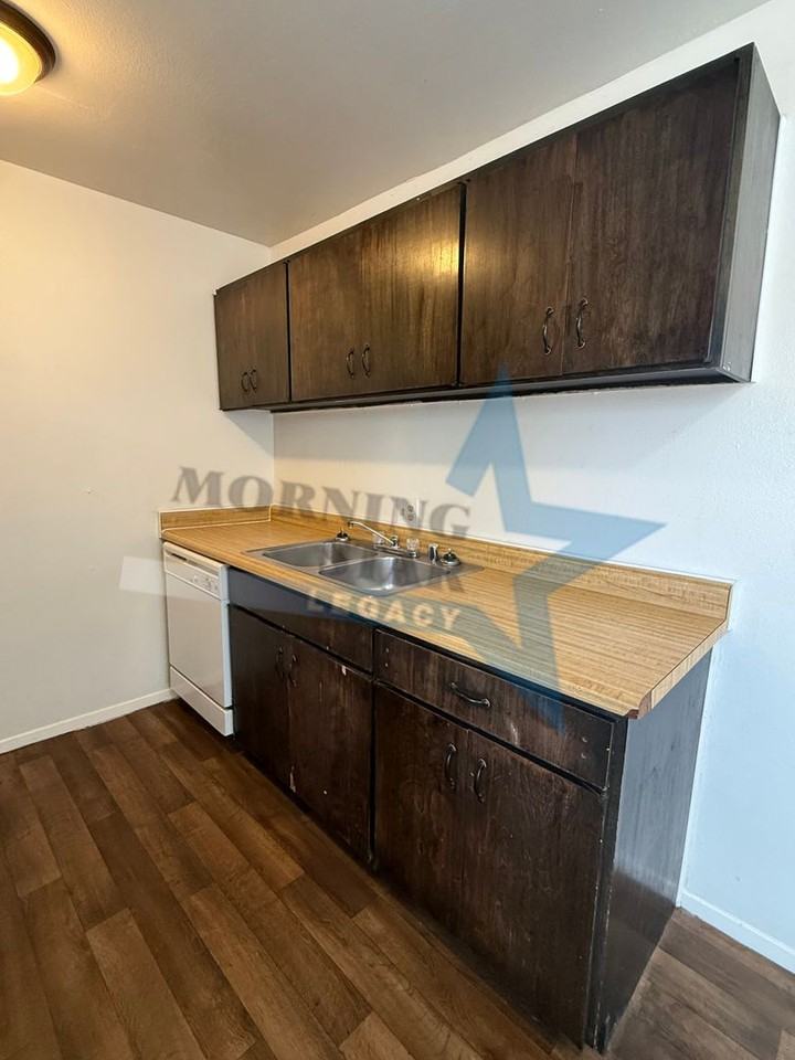 Puerta Del Sol Apartments - Photo 7 of 24