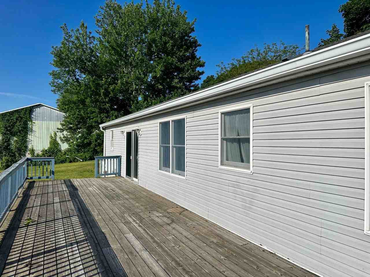 4755 Norrisville Rd - Photo 2 of 41