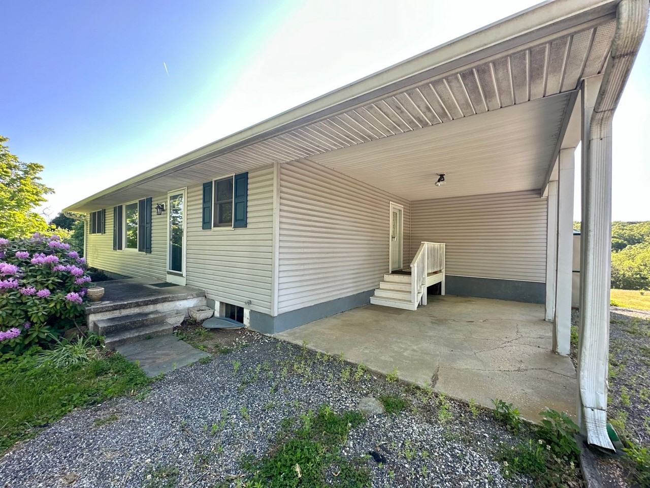 4755 Norrisville Rd - Photo 4 of 41