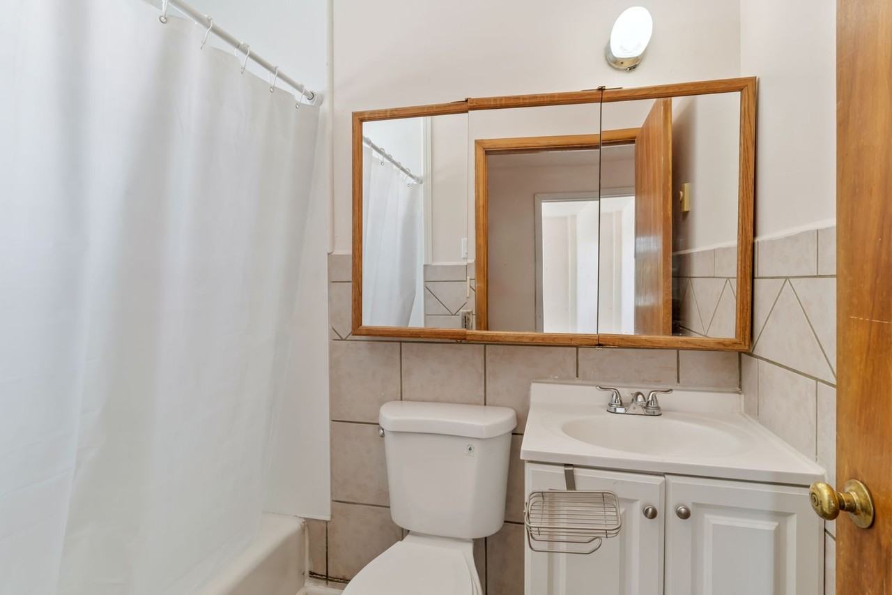 428 Basin St Nw - Photo 6 of 13