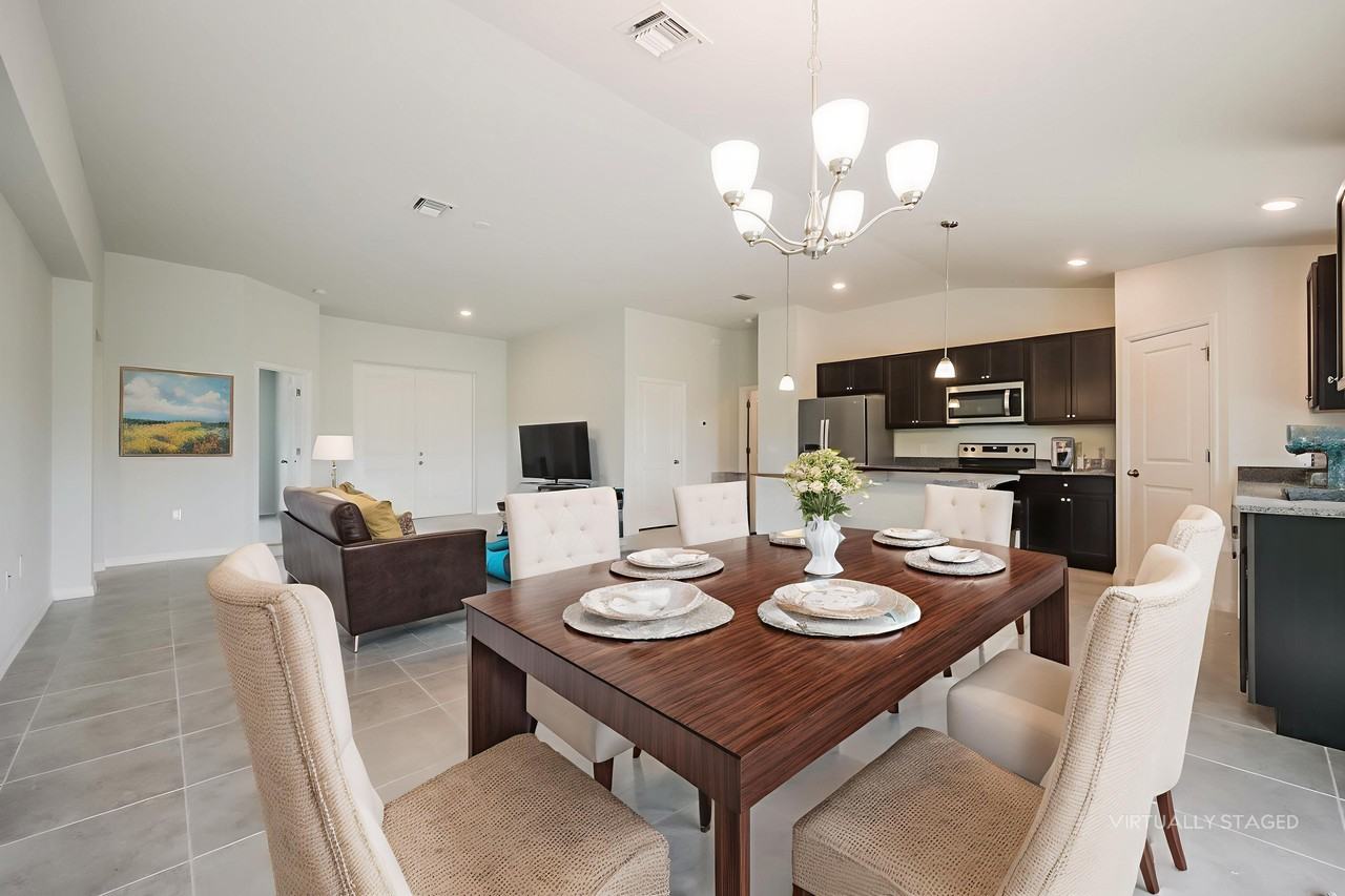 2705 40th St SW - Photo 3 of 24