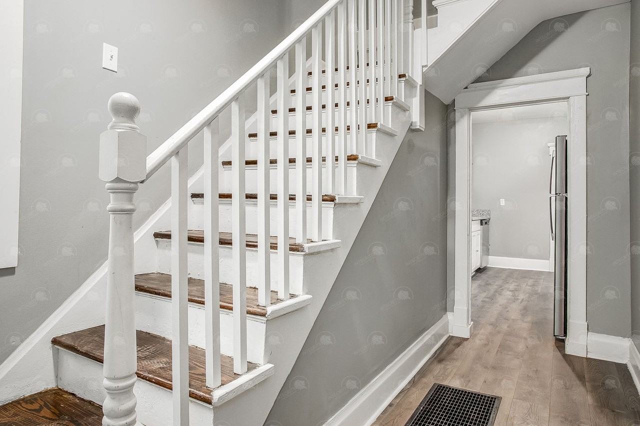 4312 E 10th St - Photo 2 of 23