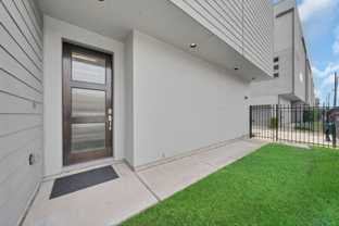2384 Commerce St - Photo 1 of 1