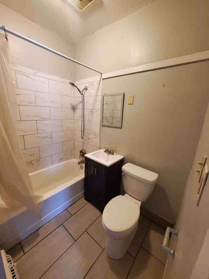 110 W Center St - Photo 5 of 11
