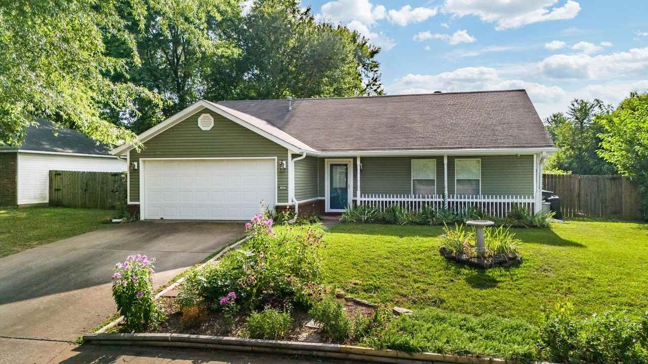 1343 N Caddo Ave - Photo 3 of 24