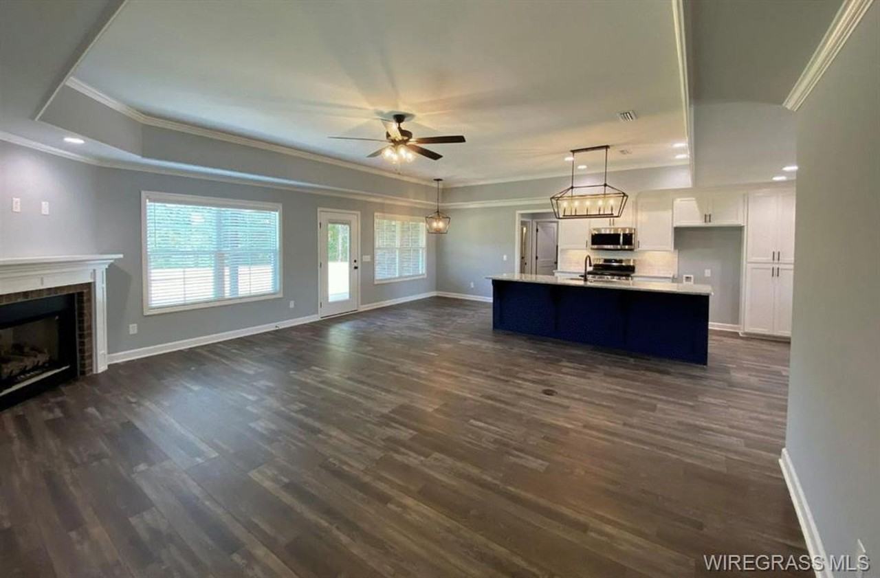 301 Brookestone Dr - Photo 6 of 18