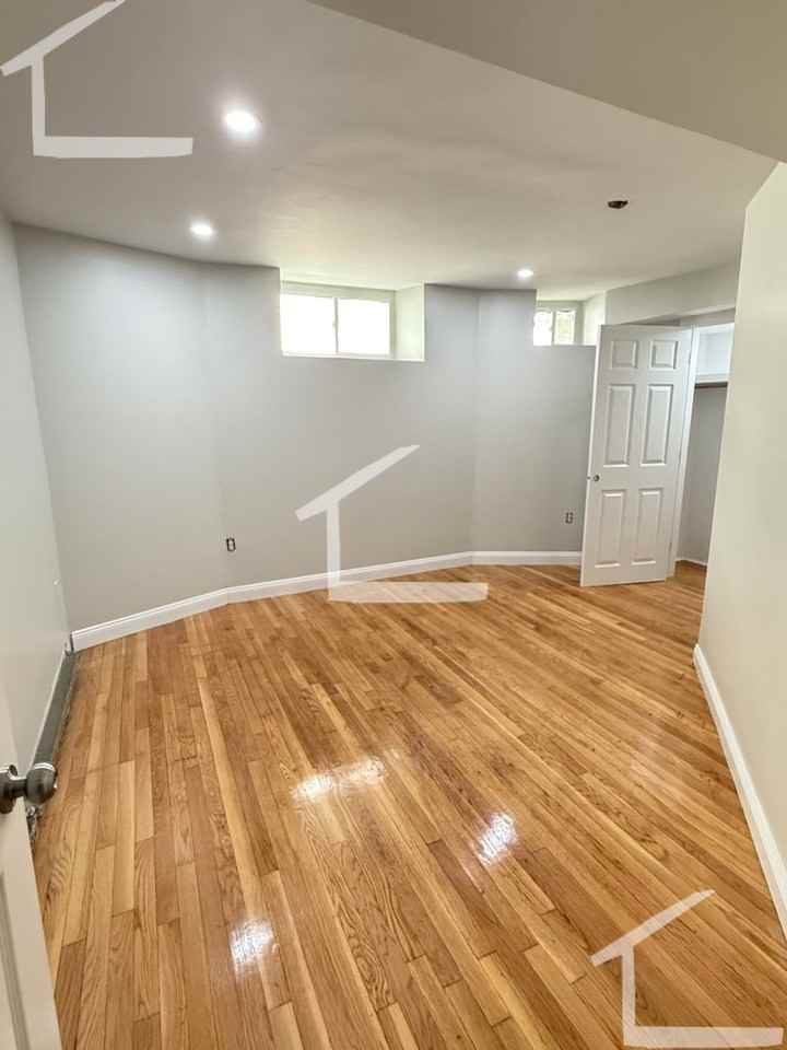 14 Quint Ave - Photo 6 of 24