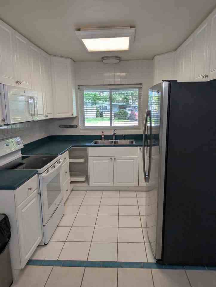 12 Matanzas Circle - Photo 3 of 18