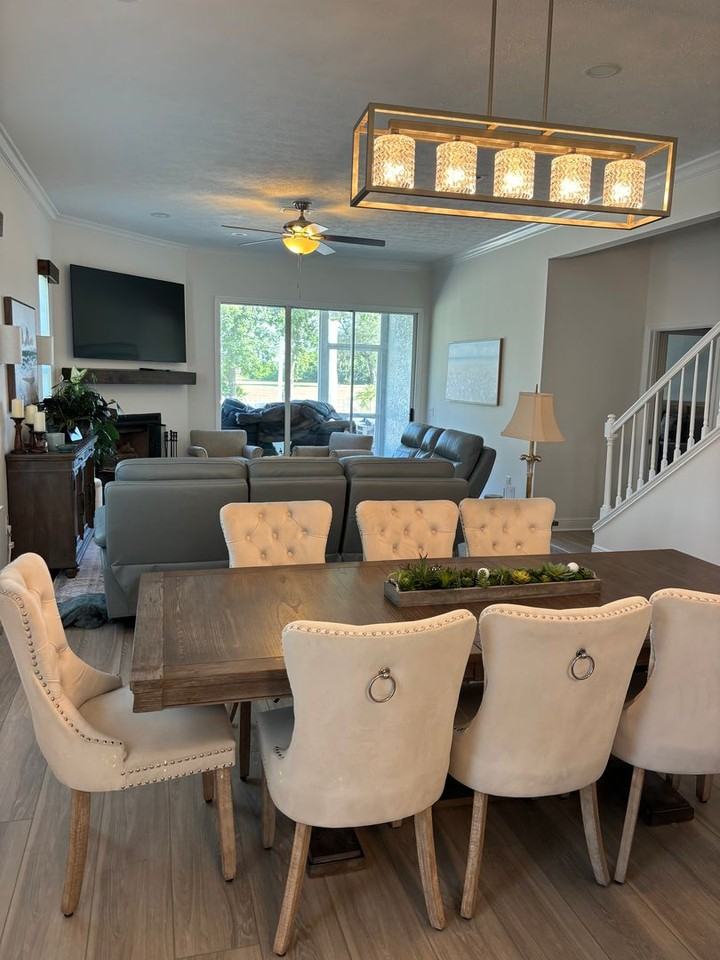 2115 Country Club Dr - Photo 4 of 28