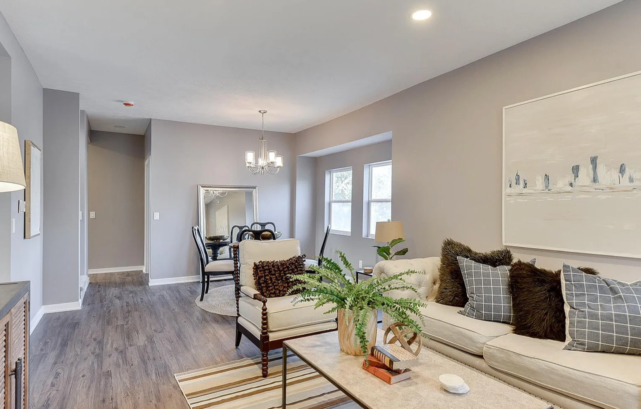 4276 Binney St - Photo 5 of 25