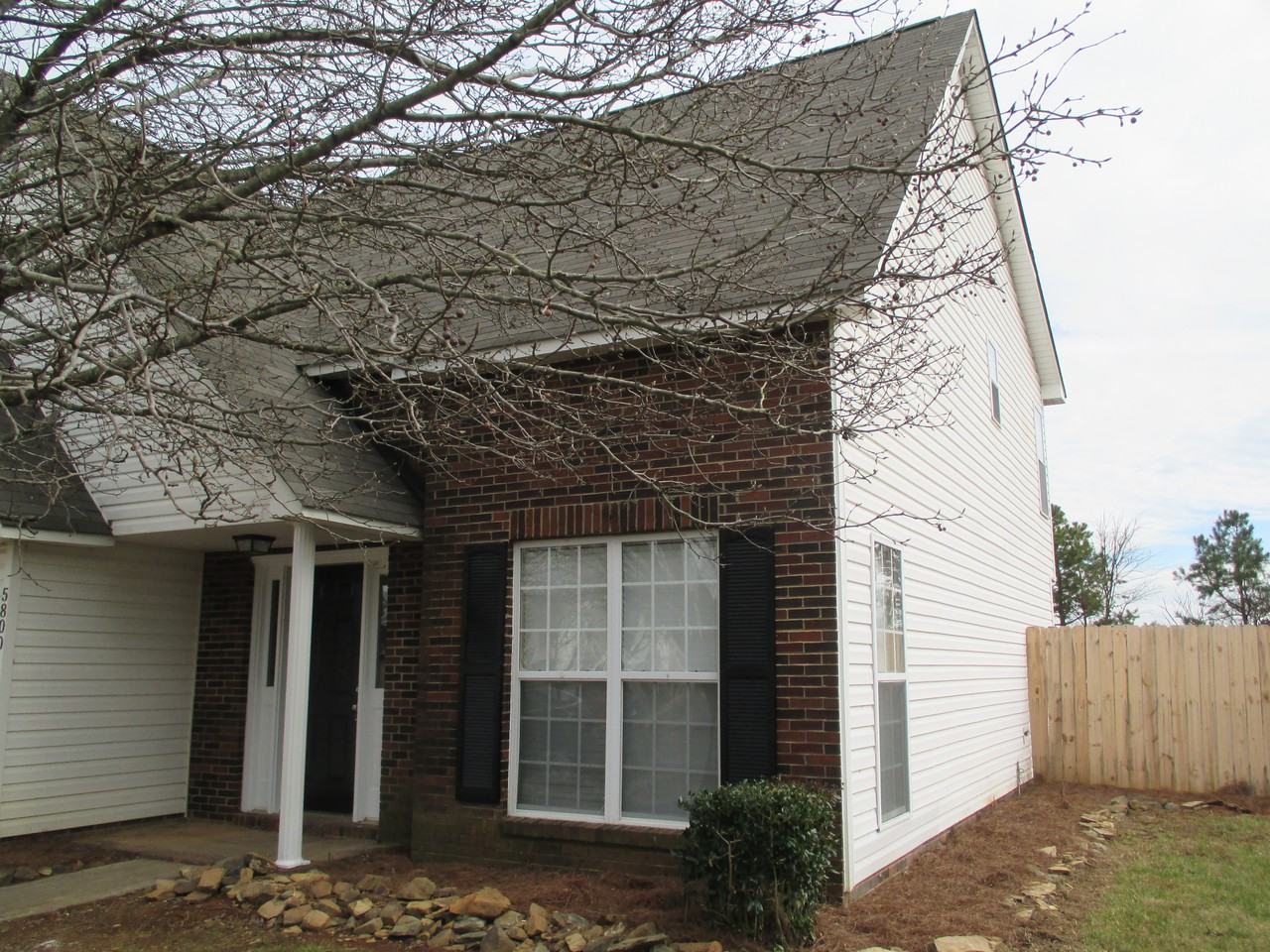 5800 Autumn Trace Ln - Photo 3 of 14