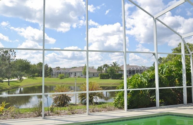 1440 Sunningdale Ln - Photo 2 of 15