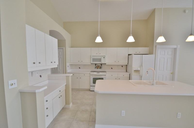 1440 Sunningdale Ln - Photo 3 of 15