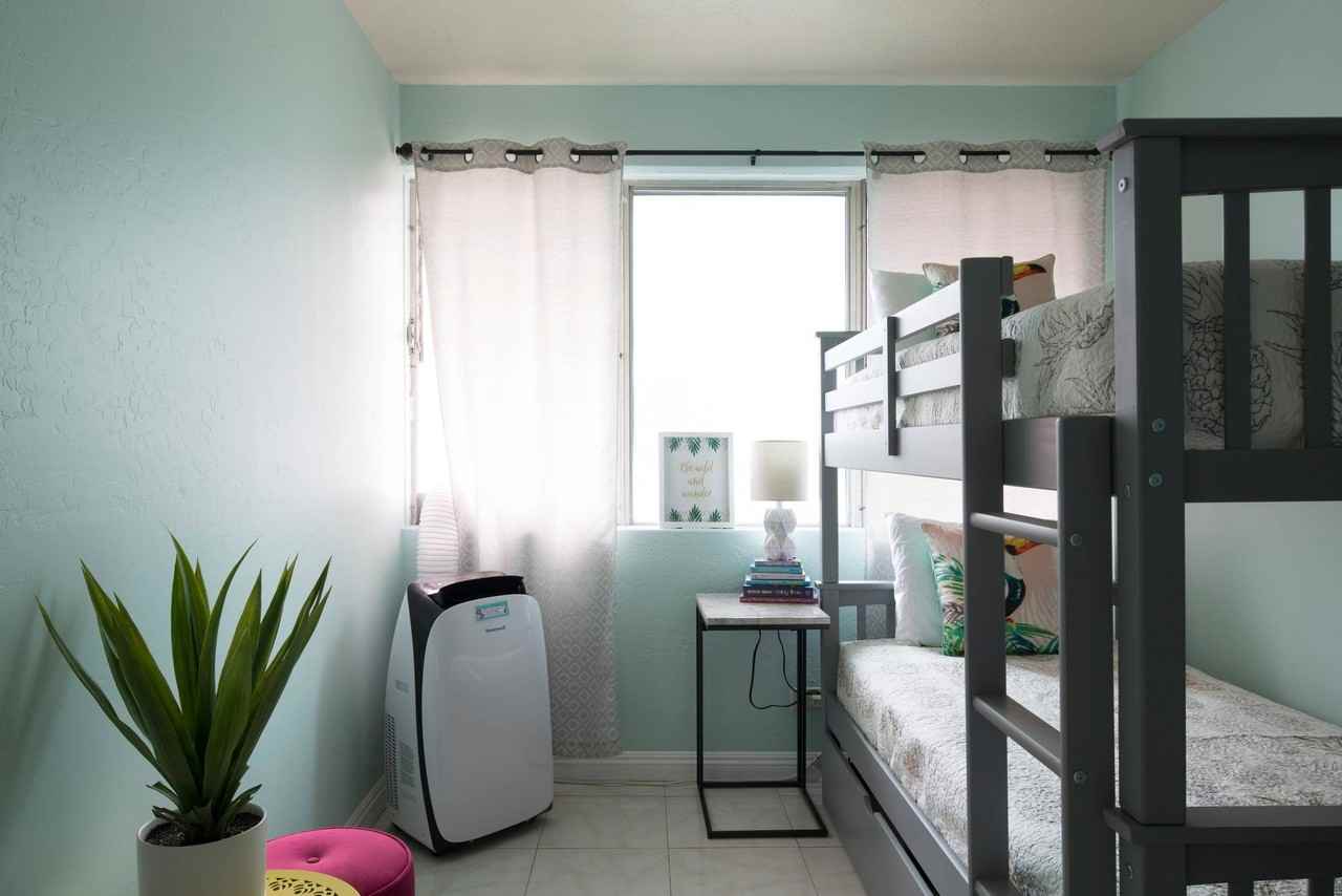 904 Lunalilo St #15 - Photo 3 of 8