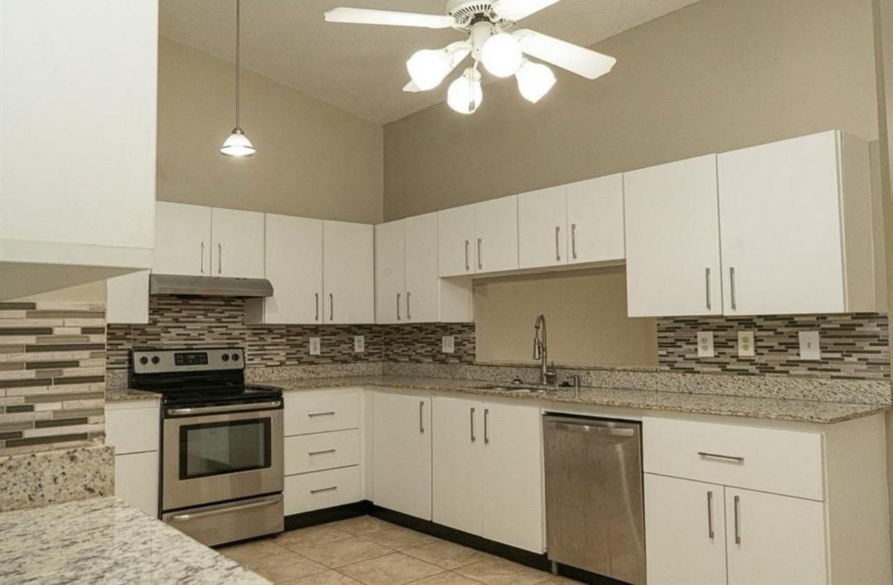 10501 Nw 43rd St #NA - Photo 2 of 6