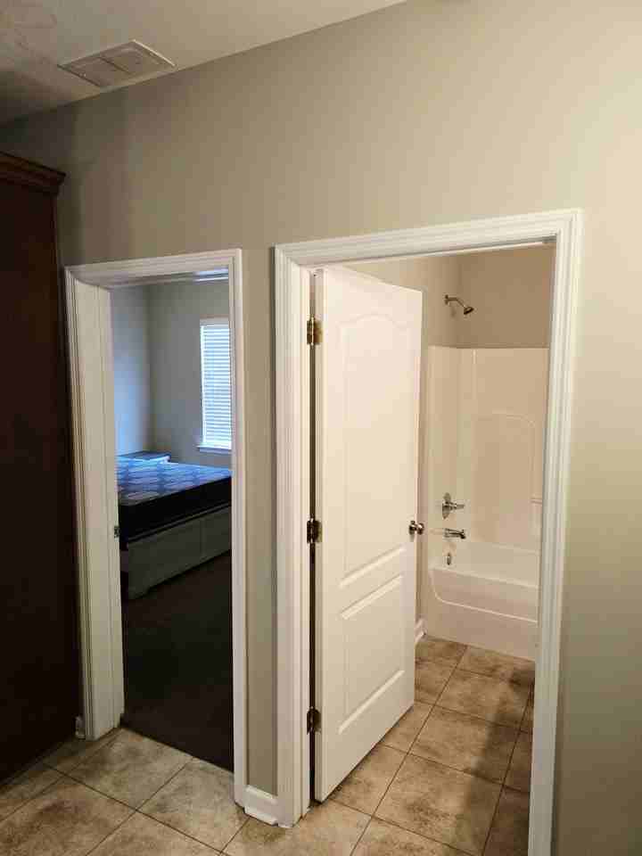 1956 Bloomington Ave #1A - Photo 6 of 20