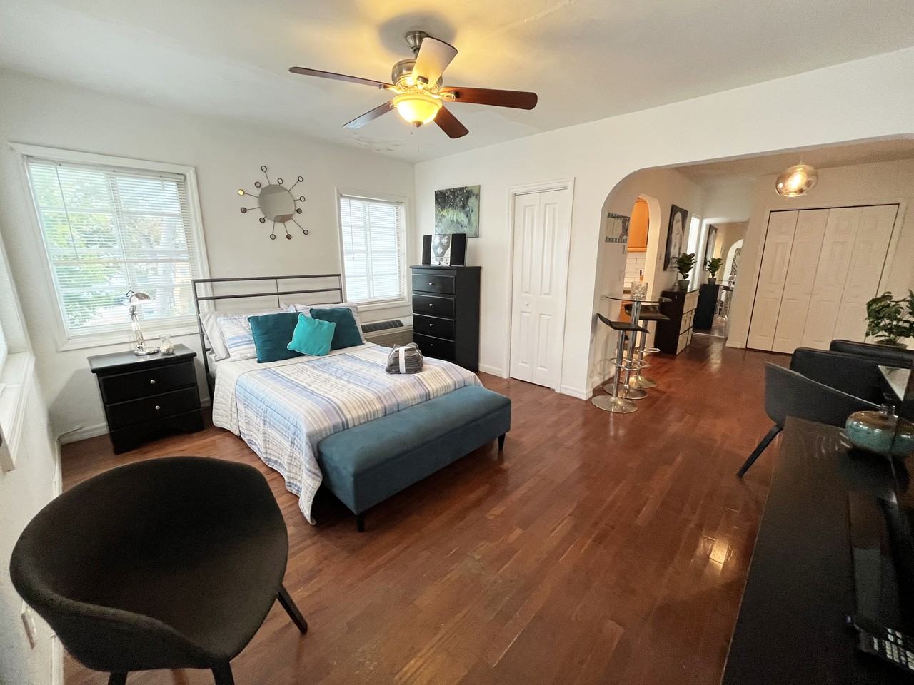 503 75th St #2 - Photo 2 of 25
