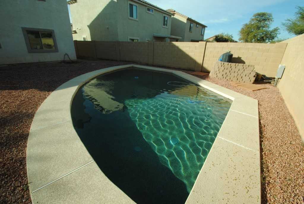 5128 W Glass Ln - Photo 2 of 16