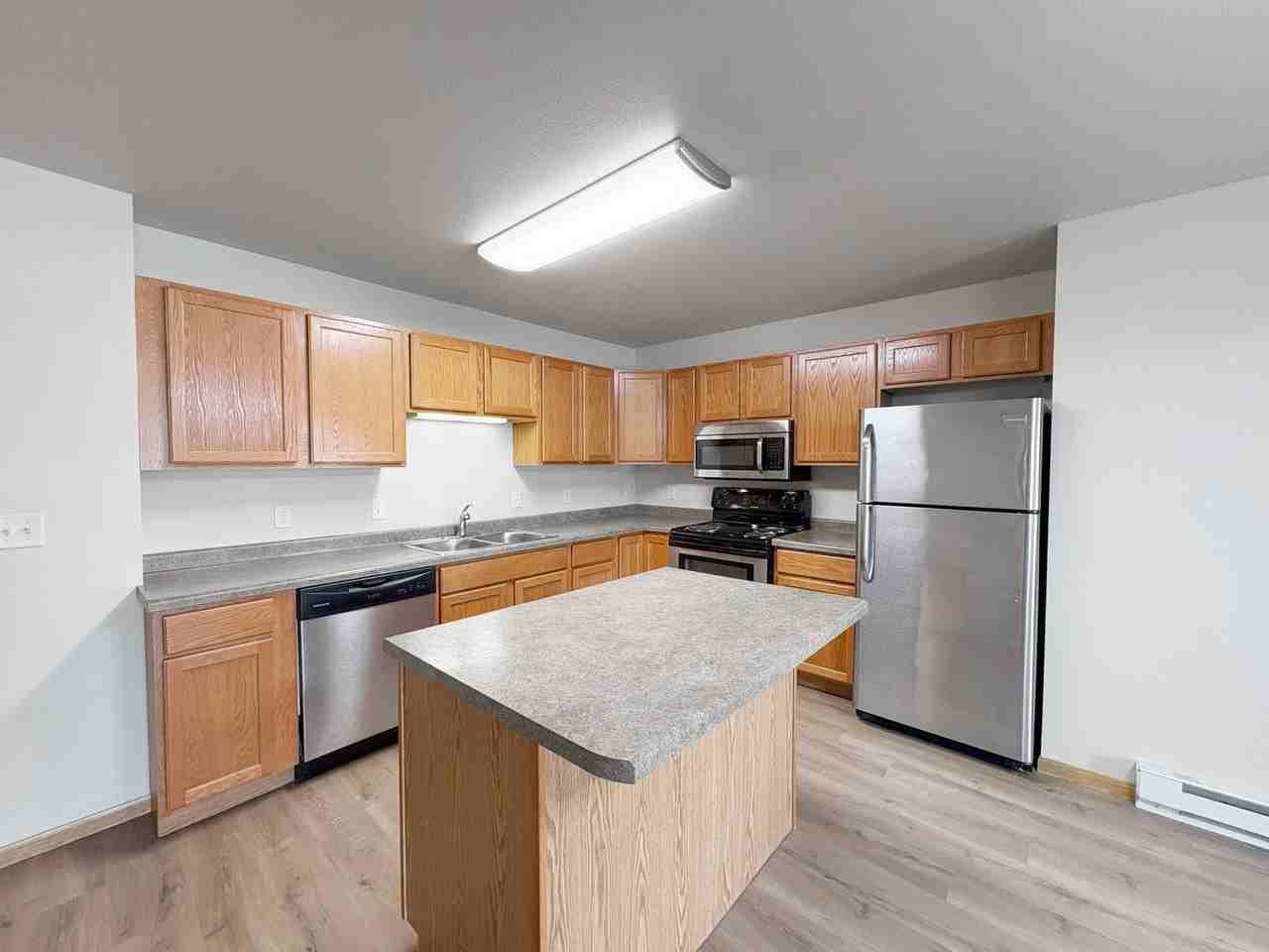 Prairie Heights - Photo 7 of 48