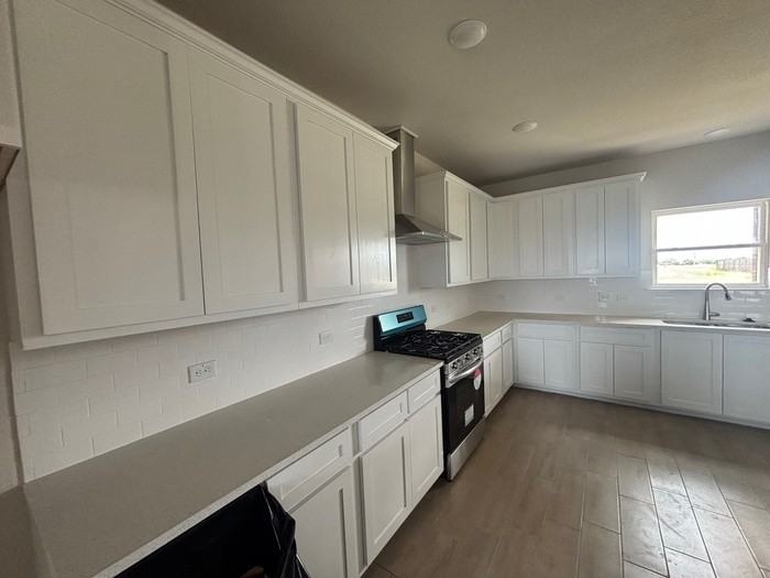 121 Growers Ave - Photo 3 of 12