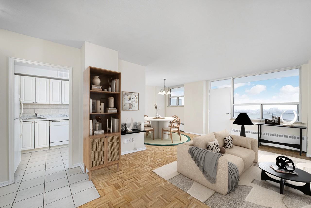 1441 Lawrence Ave East - Photo 2 of 18