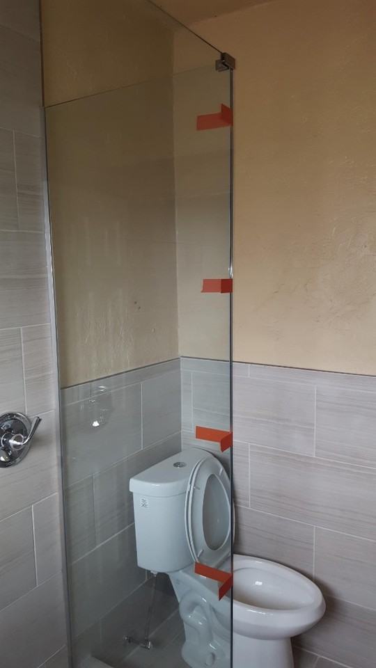 918 E 6th St - Photo 5 of 20