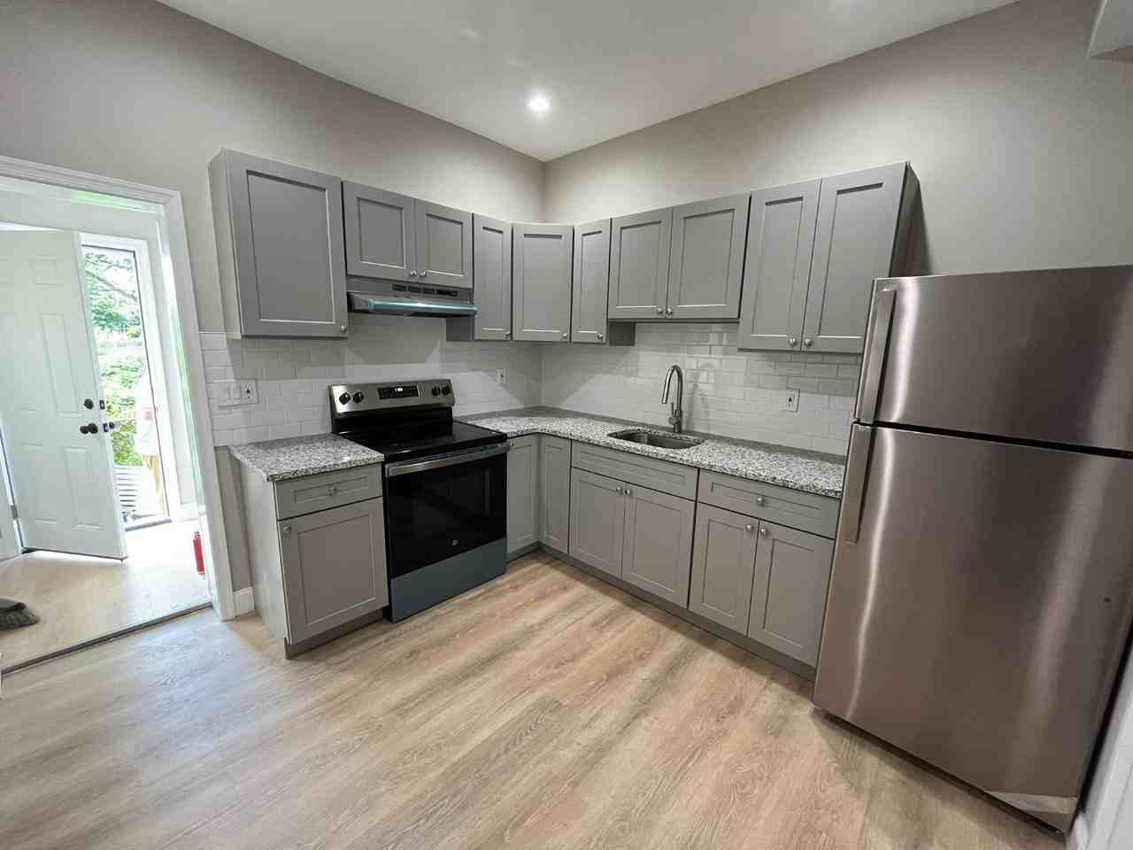 2314 S 66th St - Photo 7 of 20