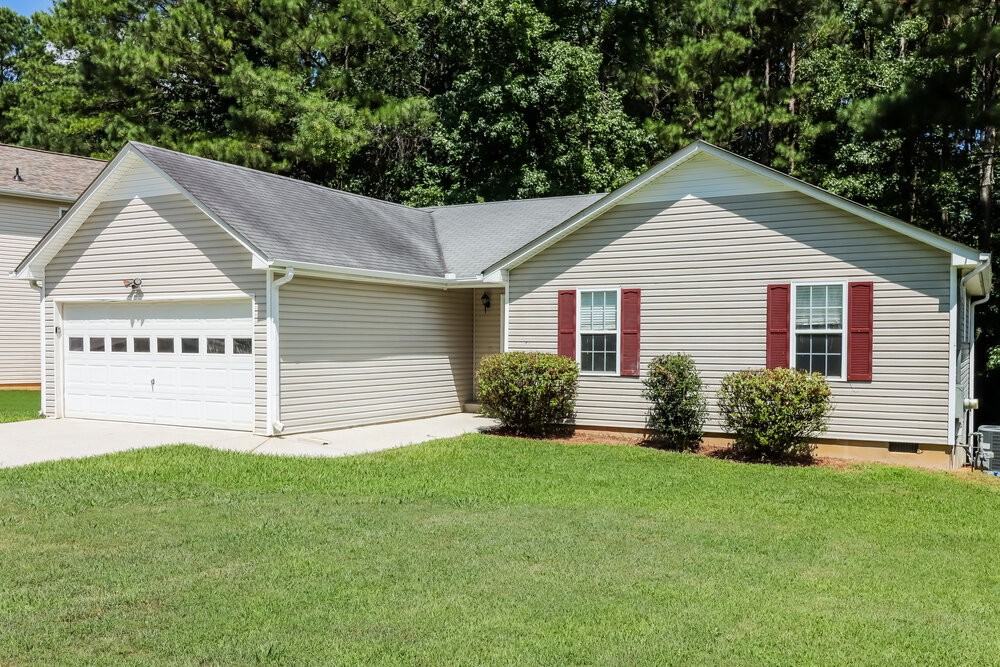 757 Newport Dr - Photo 3 of 16