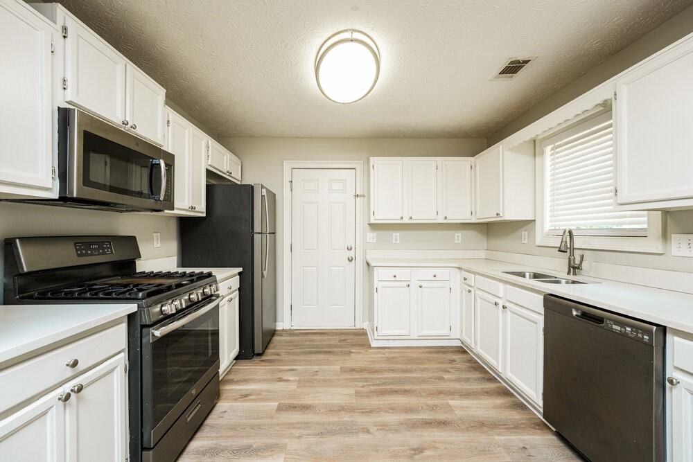 2600 Trotters Walk Trl - Photo 6 of 16