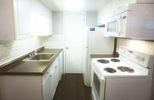 featured image of 1010 Enclave Blvd