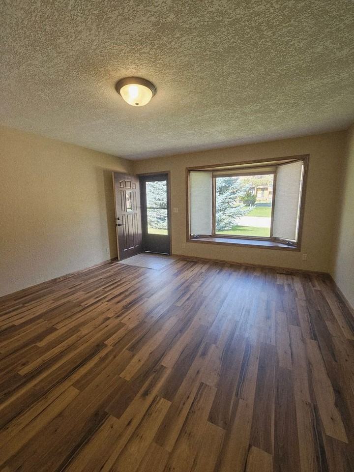 3422 Idlewild Ct - Photo 3 of 17
